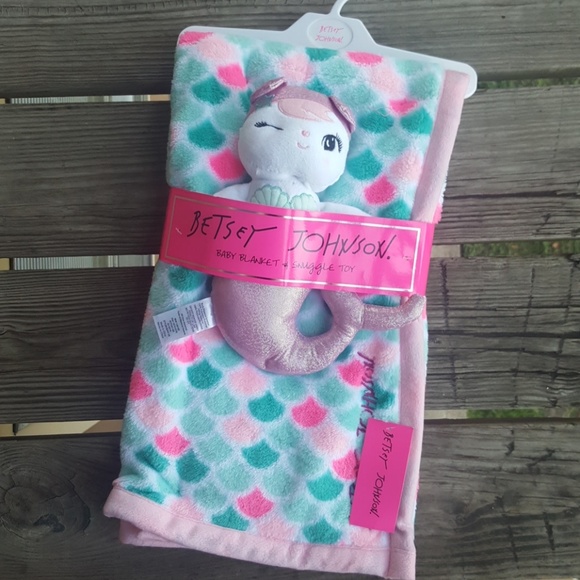 betsey johnson baby blanket